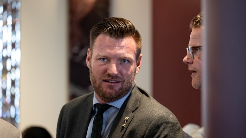 Liberal deputy leader Sam Groth announces retirement from state politics