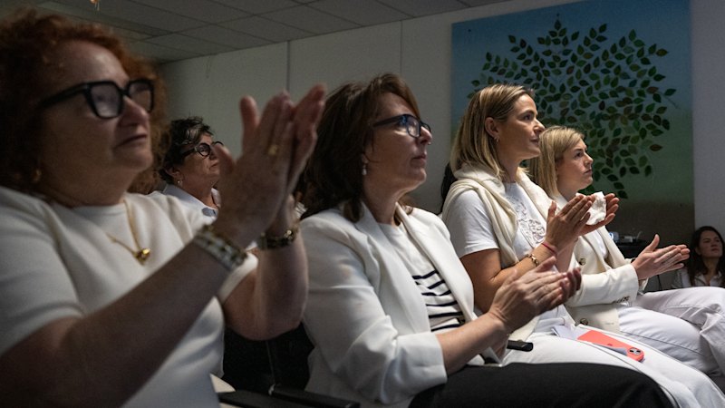Grief and defiance as Melbourne women gather for Bondi vigil