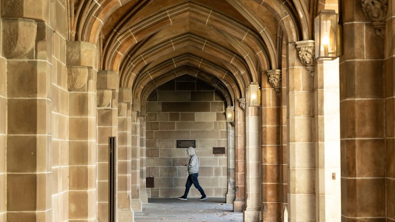 Less work, more pay: Melbourne Uni staff list new industrial claims