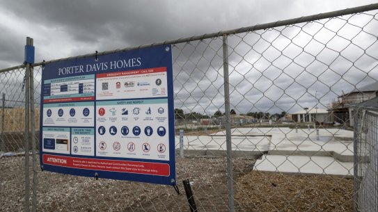 1700 new home builds have been left in limbo after Porter Davis Homes collapsed.