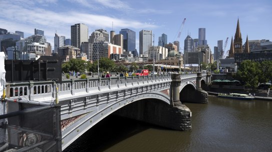 The Princes Bridge is currently undergoing a major facelift, Oli Clack and his team are replacing and restoring the stonework on the iconic Melbourne landmark, on St Kilda Rd.