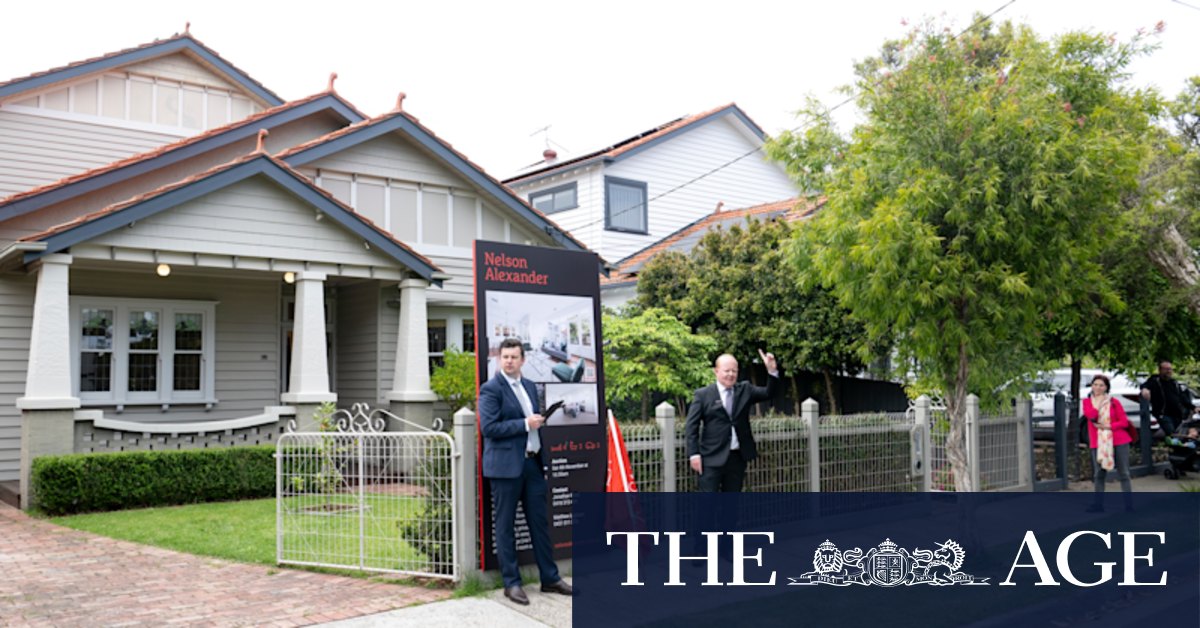 Melbourne auctions: Brunswick home that starred in TV ad sells for $2.3 million post auction - Vimarsana News