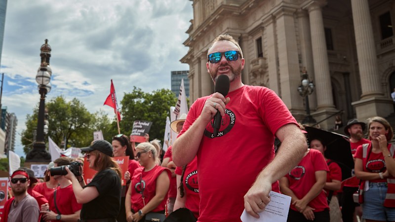 Victorian teachers reject 28pc wage deal in shock upset