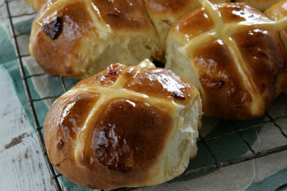 Apricot and cardamon hot cross buns. 