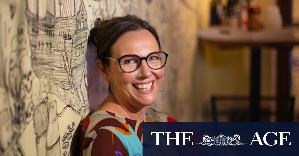 Pip Williams watches The Dictionary of Lost Words go on stage - Vimarsana News