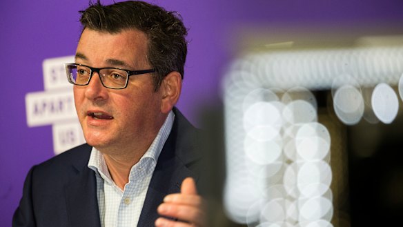 Regional mayors are nervous about Premier Daniel Andrews' plans to ease metropolitan travel bans.