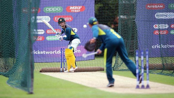 Steve Smith faces throwdowns on the Ashes tour last year.