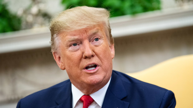 US President Donald Trump has escalated his war of words with the UK over the leaked memos that criticised his government.