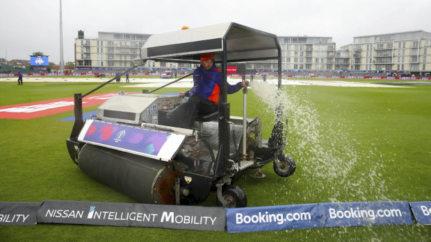 The Bangladesh-Sri Lanka game was called off due to bad weather - the third game to be called off in five days.