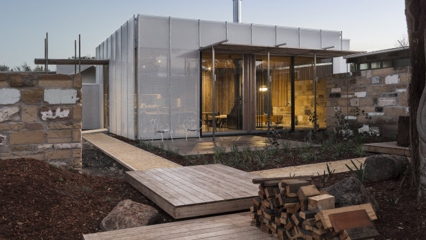 Drift House at Port Fairy was designed by Multiplicity.