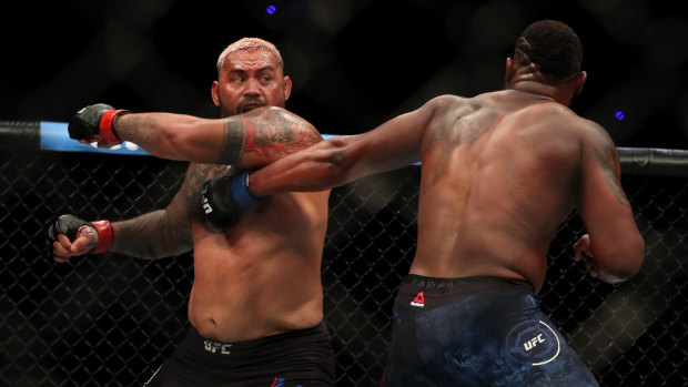 "He was the better man": Hunt and American Curtis Blaydes trade blows.