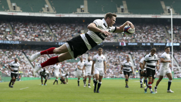 Barbarians' Chris Ashton scores his third and Barbarian's fourth try in the Quilter Cup.