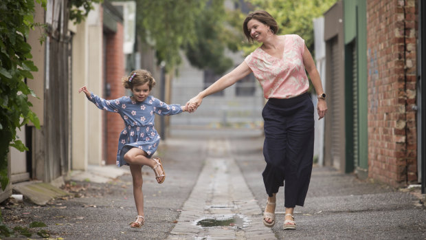 Savvy financial adviser and mum Lee Nickelson knows how to save on the costs of getting her five-year-old daughter Scarlett ready for school.