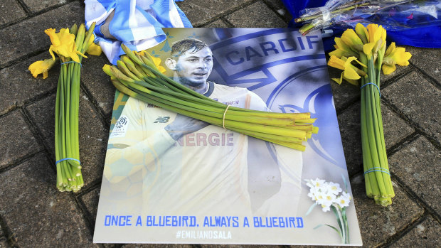 Tributes were flowing at Cardiff City before and during the match for Emiliano Sala.