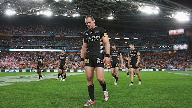 The Wests Tigers were shattered after their one-point loss to the Dragons in the 2010 preliminary final.