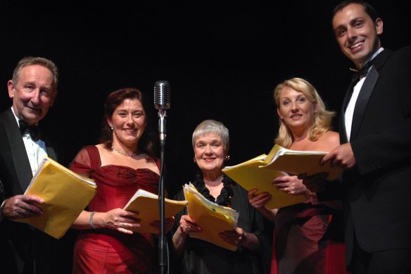 Beverley Dunn (centre) at a Lux Radio Theatre performance of The Agatha Christie Radio Mysteries with James Wright (left) and Jenny Seedsman and (right) Rosalind Mackay and Simon Russell.