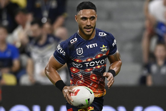 Valentine Holmes is looking forward to joining the Dragons.