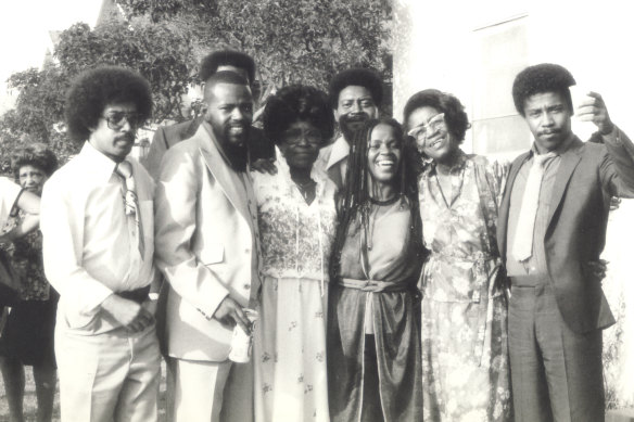 P.P. Arnold with her family: “I had to make a choice. Do I want to just hang out with Rolling Stones and be in with the in-crowd? Or am I gonna  create a future for myself and my children?″⁣