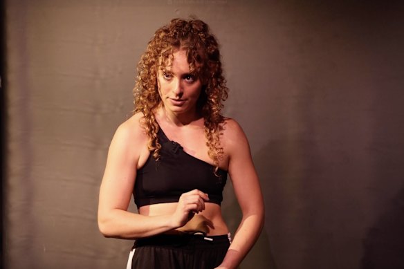 Claudia Shnier in her one-woman show, Split Ends.  