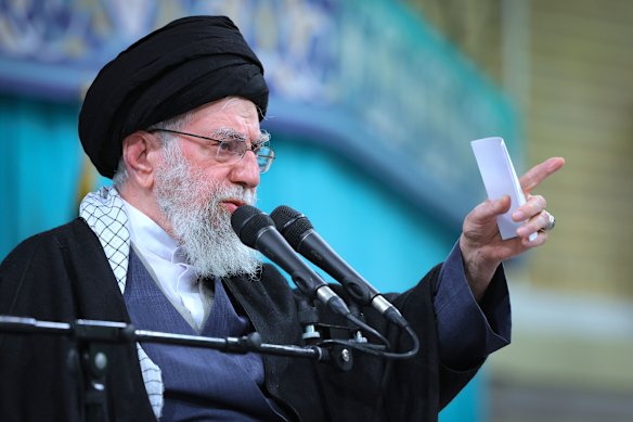 Gli Stati Uniti potrebbero tentare un attacco di decapitazione contro il leader supremo dell'Iran.
