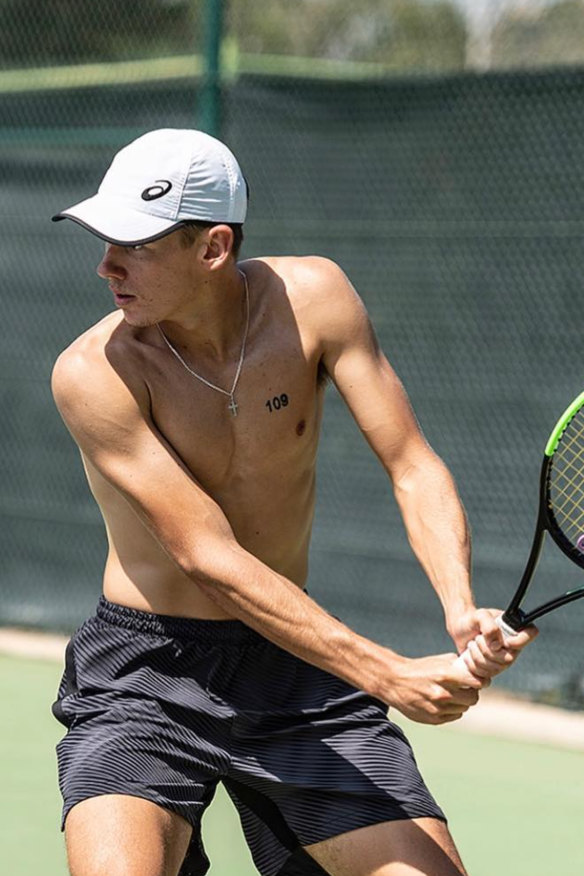 The “109” tattoo on de Minaur’s chest marks him as the 109th player to represent Australia at the Davis Cup.