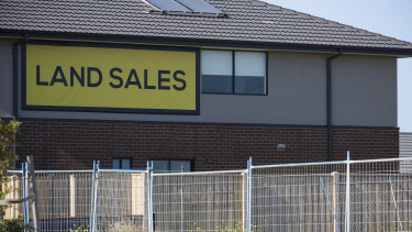 Land sales in outer Melbourne and Geelong surged towards the end of lockdown, driven by the HomeBuilder grant and record low interest rates.