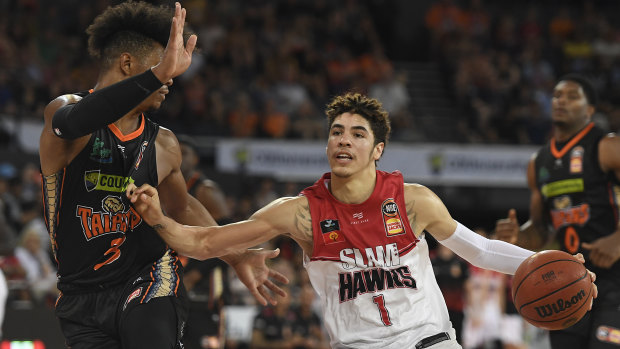 LaMelo Ball Potential NBA no.1 draft pick shines in NBL win