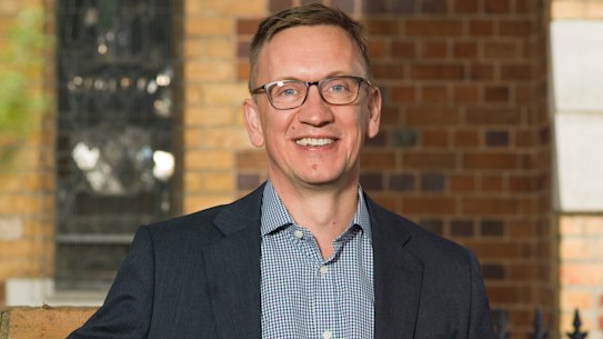 Labor MP Julian Hill says many people on bridging visas could help plug the workforce shortage.