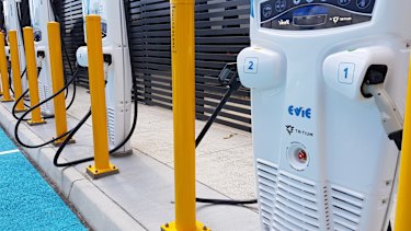 The chargers give drivers 50km of range on their battery in 10 minutes of charging.