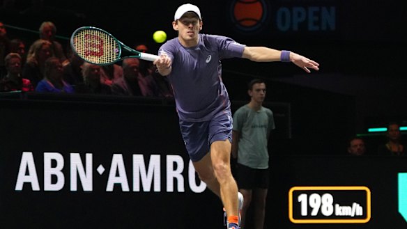 De Minaur had his chances in the final set against Alcaraz.