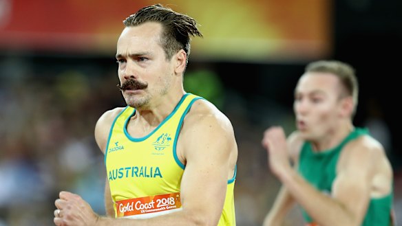 Evan O'Hanlon has won bronze in the 100m at the paralympic world championships in Dubai.