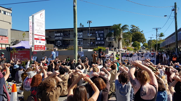 Protesters have vowed to stage a larger demonstration blocking the Story Bridge in three weeks if the men are not allowed day leave from the hotel.