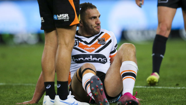 Robbie Farah is tipped to make his own call on his unlikely bid to play in the Tigers' do-or-die clash.