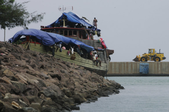 Sri Lankan asylum seekers on their boat in 2009.