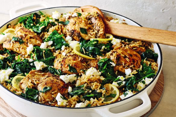 One-pot Greek chicken and rice: quick and delicious.