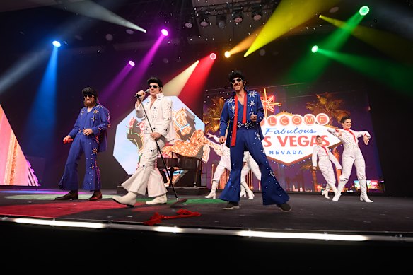 Atlassian founders Mike Cannon-Brookes (left) and Scott Farquhar (right).