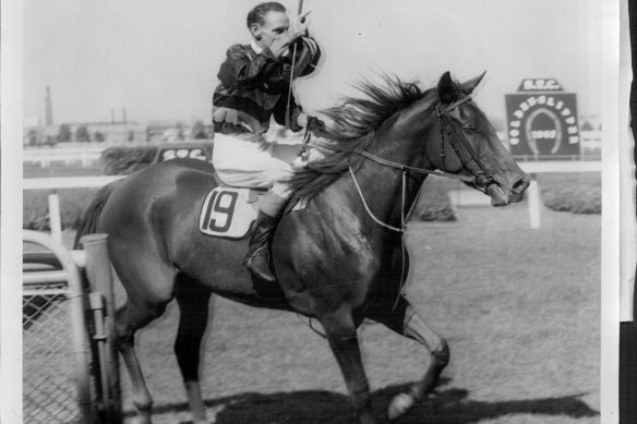 Cliff Clare after the 1967 Golden Slipper win on Sweet Embrace.