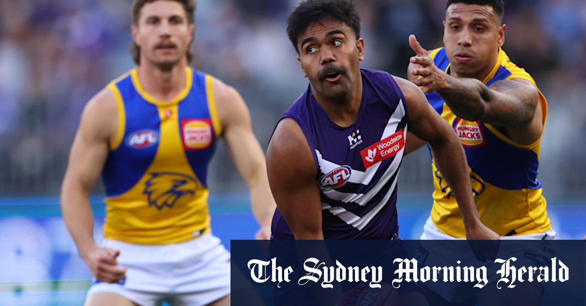 Dockers overwhelm Eagles, but miss chances as finals loom