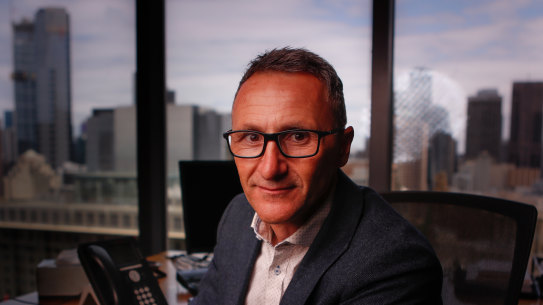 Greens leader Richard Di Natale wants Labor and the Greens to "work cooperatively together". 