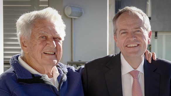 Bob Hawke says Bill Shorten has set out a large policy agenda rather than being a "small target" politician.