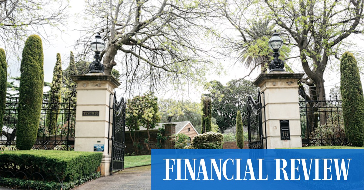 Luxury property: Brighton pile of Rolls-Royce-loving developer Bruce Terry to hit the market for up to $50 million - Vimarsana News
