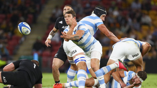 The Pumas are struggling to stay with the All Blacks.