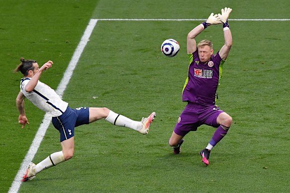 Gareth Bale scores Spurs’ opener.