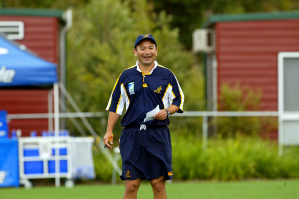 Eddie Jones in 2003 during his last stint as Wallabies coach. 