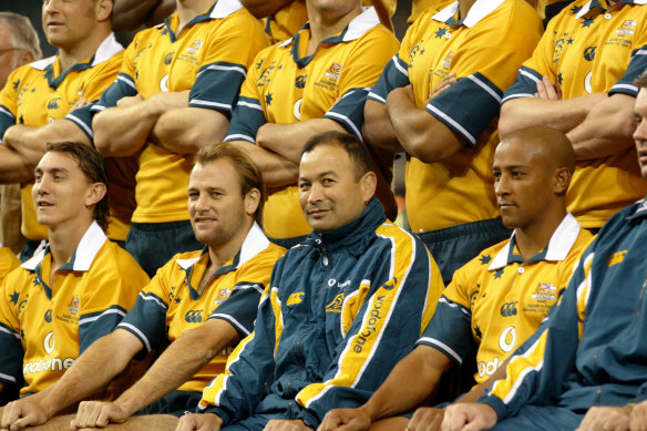 Jones in the 2003 Wallabies team photo during his first stint as coach. Two years later he would be sacked.