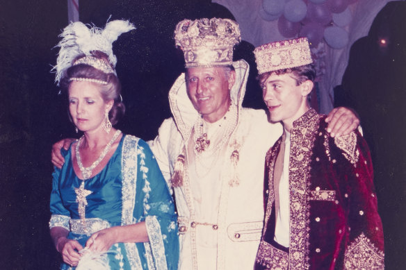 Lady Anne Glenconner with her husband, Lord Colin Glenconner, and son, Charles, at the Peacock Ball in 1986.