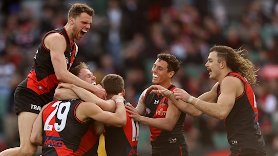 The Bombers take home a win against Sydney after five consecutive losses.