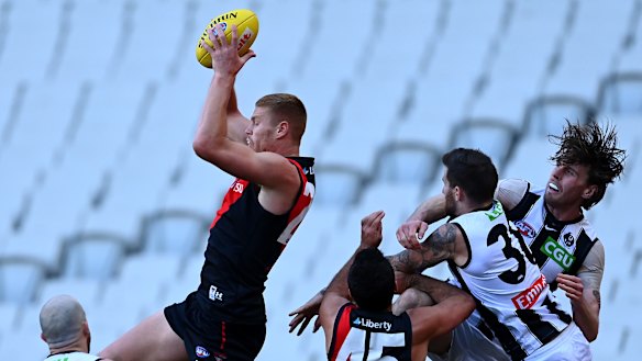 Peter Wright takes a mark last week.