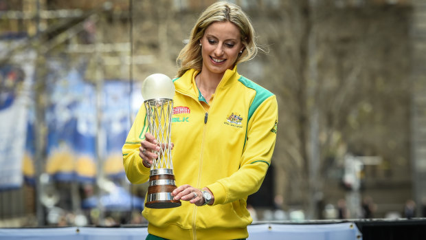 Laura Geitz, pictured with the 2005 netball World Cup, has retired from international netball.