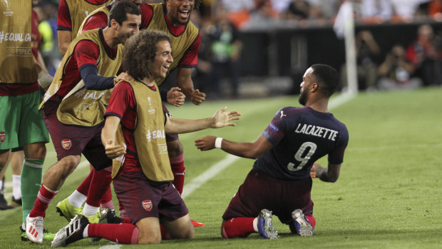 Arsenal celebrate Alexandre Lacazette's goal.